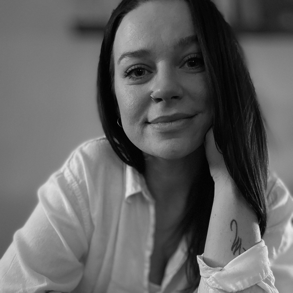 Meet your Posher, Julia